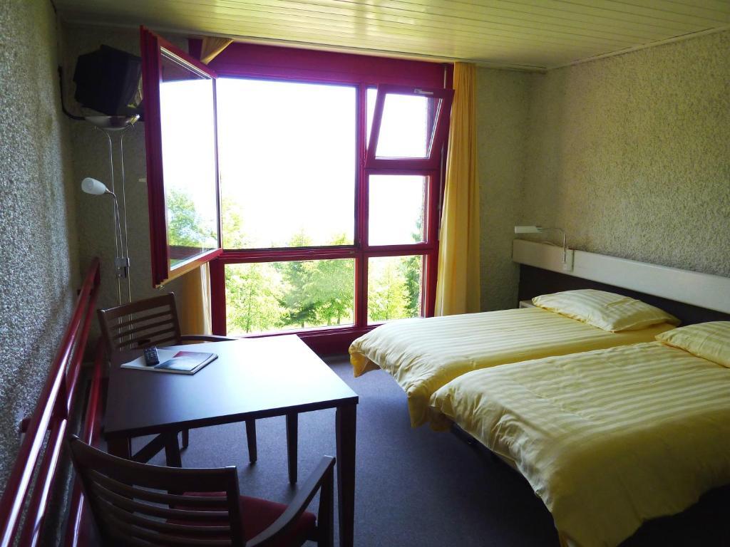 Hotel Twannberg Neuenburg Zimmer foto